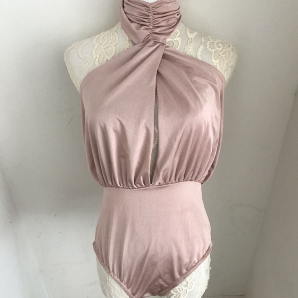 ‼️25‼️ NWT | MISSGUIDED Kimono Bodysuit| Rose Pink | US10
